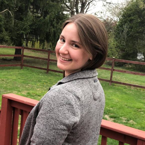 Meet your Posher, Evy - Picture 1 of 1